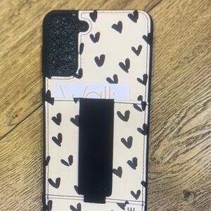Heart Design Phone Case - Black and Cream